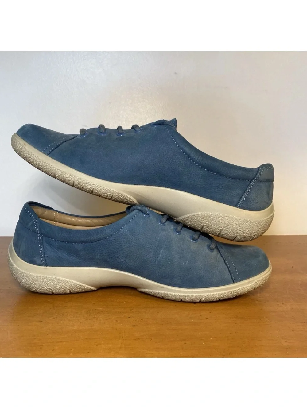 Hotter Women’s 7 US, 5 UK Dew Blue Leather Comfort Padded Walking Shoes Sneakers